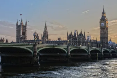 Layover Tour of London from LHR Executive Luxurious Vehicle Private Tour
