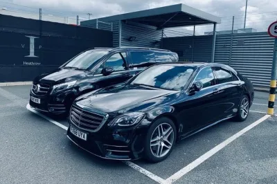 Private Limo Transfer: London City Center to Cairngorms, Scotland
