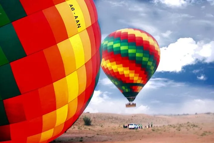 Sunrise Hot Air Balloon Ride in Dubai with Breakfast, Camel ride, and More