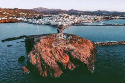 Naxos Old Town Private Food Tour with Dinner and Pickup