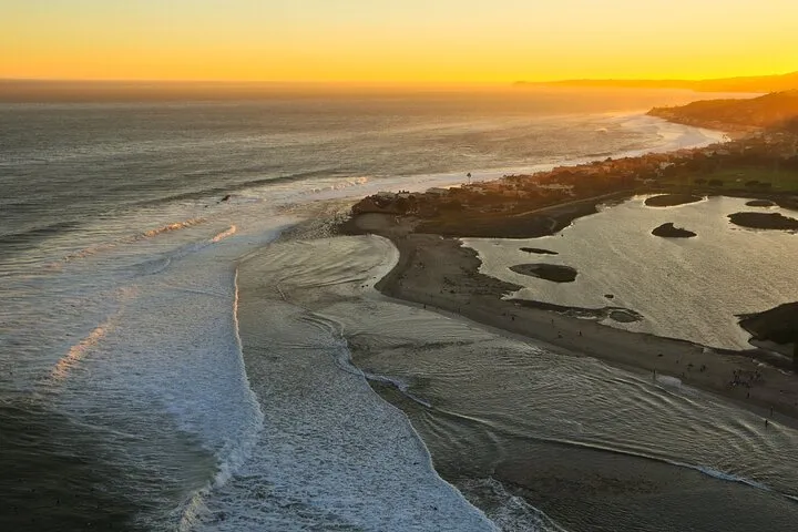 Grand Los Angeles 65-Minute Helicopter Tour