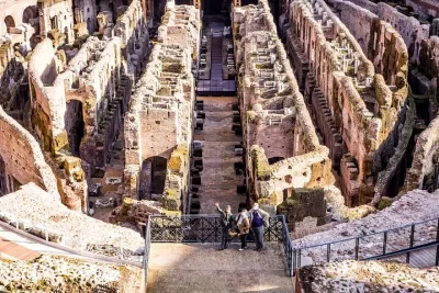 Small Group Tour: Colosseum & Roman Forum with Arena Floor Access