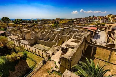 Herculaneum ruins and Naples Center Full Day Private Tour From Rome