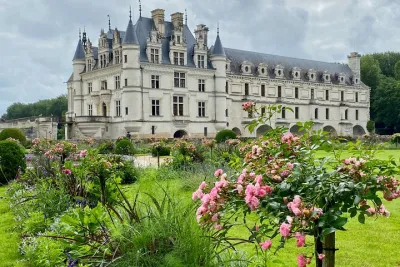 Loire Valley Royal Castles Guided Small group Day Trip from Paris