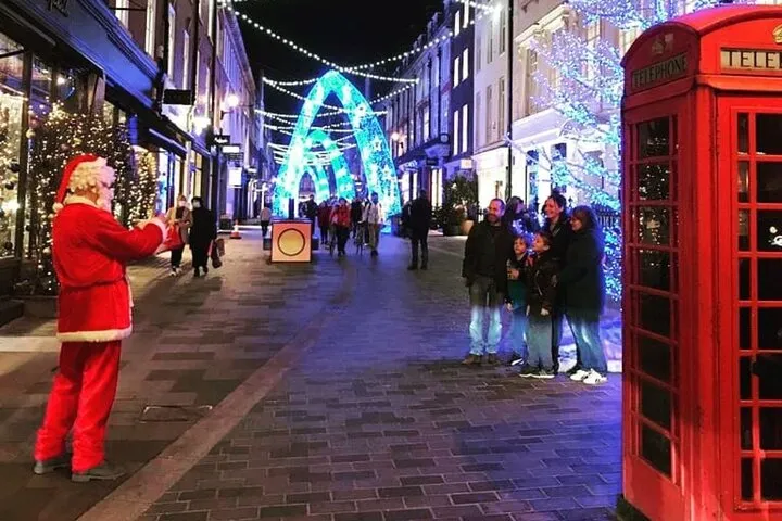 London Private Christmas Lights Taxi Tour with Pick Up