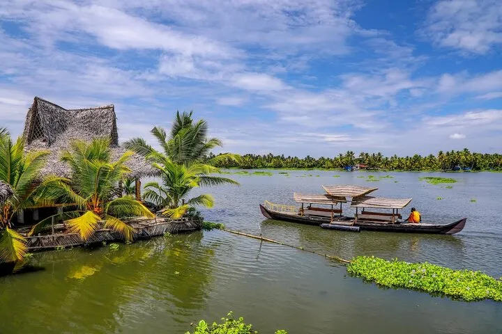 South India Heritage Forts, Palaces And Backwater Cruise Tour