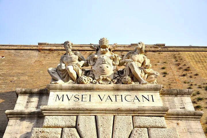 PRIVATE Vatican, Sistine Chapel & St. Peter's Basilica