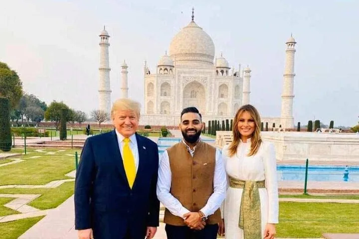 Private Agra Tour From Delhi By Luxury Car - Travel In Business