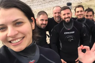 Anavyssos Athens Riviera: Beginners' Guided Try Scuba Diving