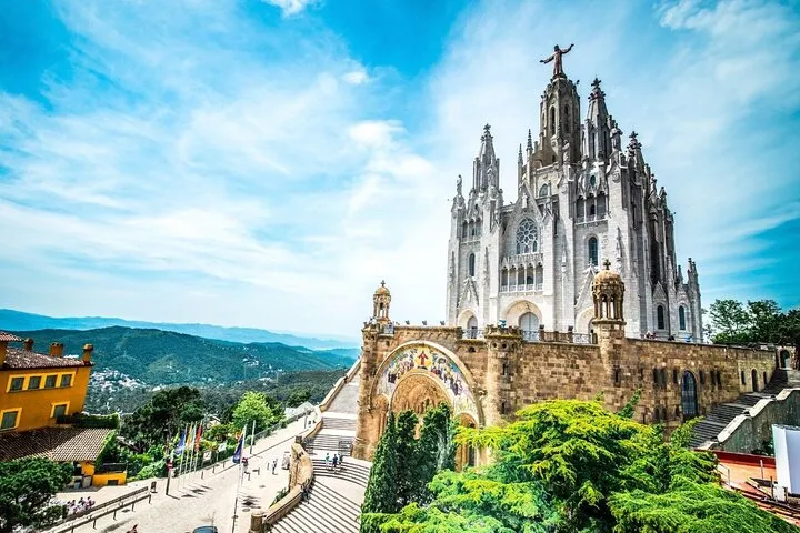 Barcelona Private Tour to Tibidabo Mountain