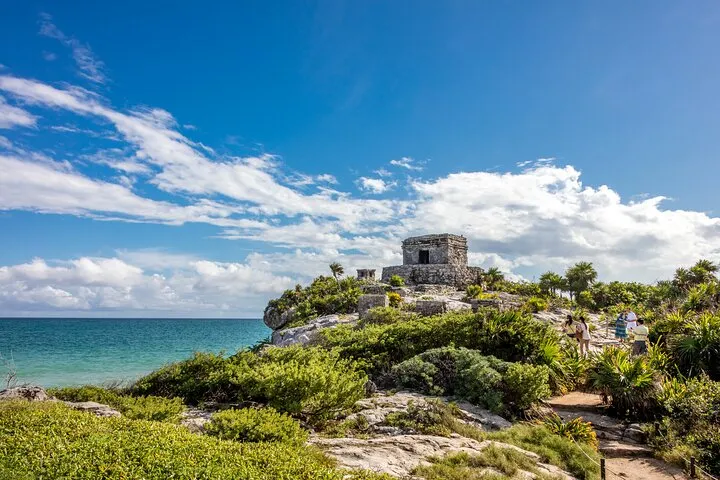 Half-Day Tour in Tulum with Pick Up