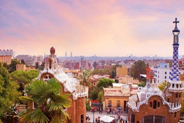 Park Guell Skip the Line Small-Group Guided Tour in Barcelona