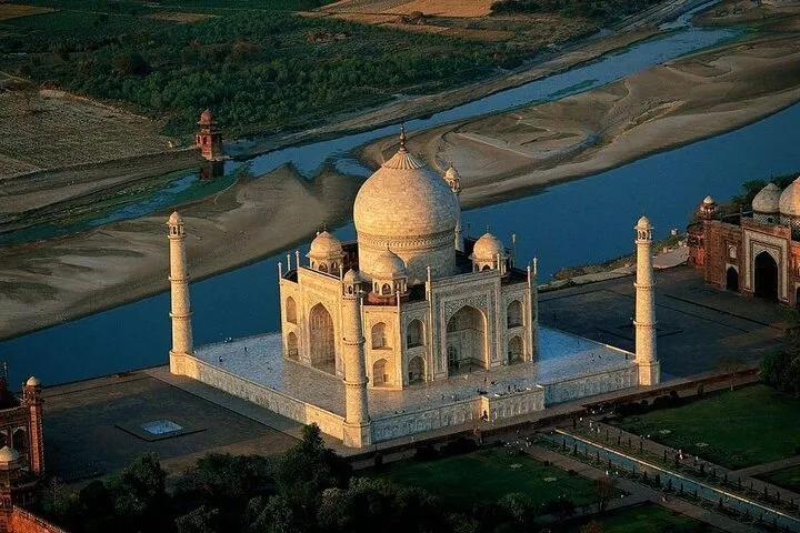 3 Days Private Tour of Taj Mahal, Forts and Palaces of Jaipur from Agra