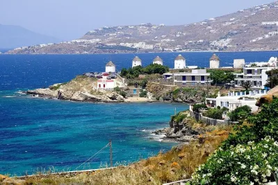 15 Days Relaxing Tour to Milos, Mykonos, Santorini & Athens