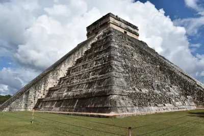 Chichen Itza Aventure: Explore the ruins, 2 cenotes & Valladolid