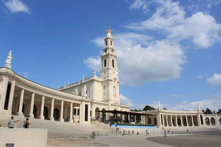 Fatima and Óbidos: Private Half-Day Tour