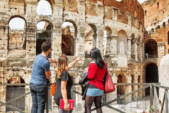 Private Tour to Colosseum Arena with VIP Access