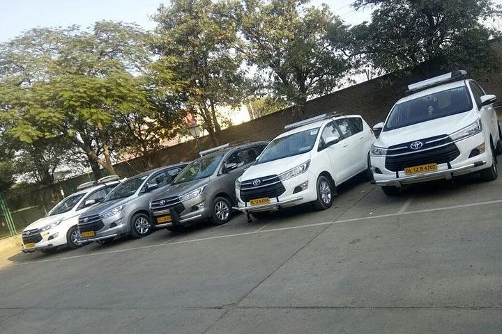 Private Transfer from Agra railway station to Hotel In Agra