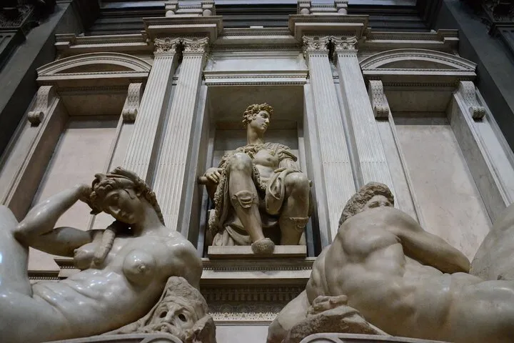 Guided Medici Tour Florence: Discover Mysteries & History