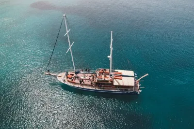 All Day Cruise -3 Islands to Agistri,Moni, Aegina with lunch and drinks included