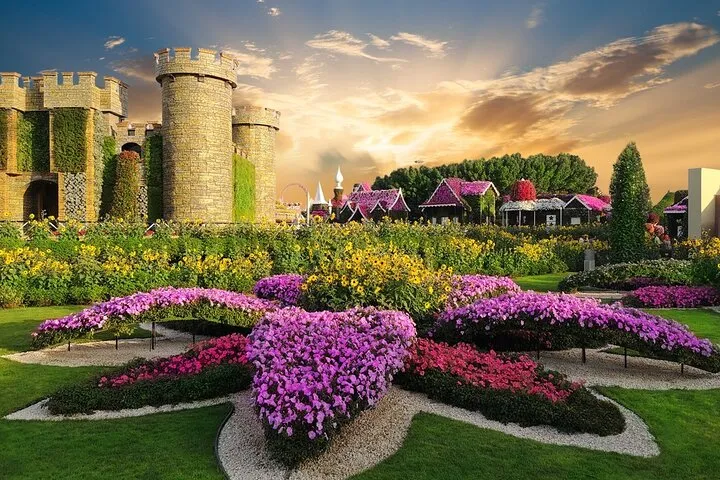 Dubai Miracle Garden and Butter Fly Garden Private Tour
