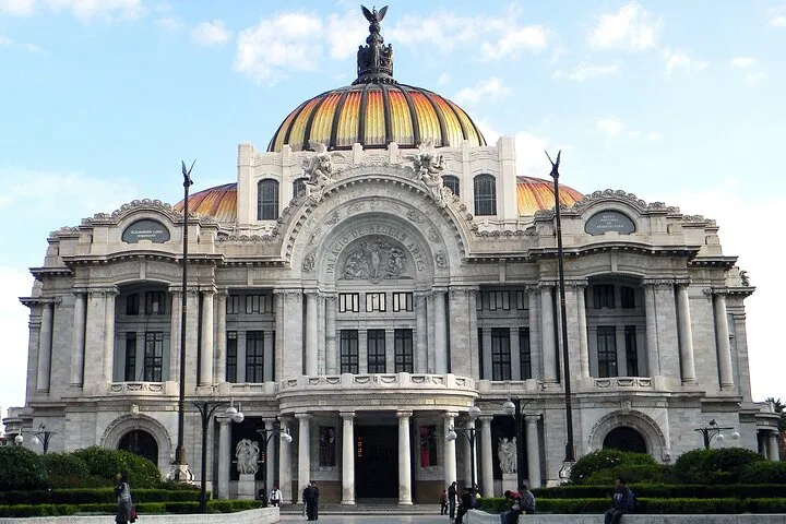 Walking Tour of the Historic Center in Mexico City