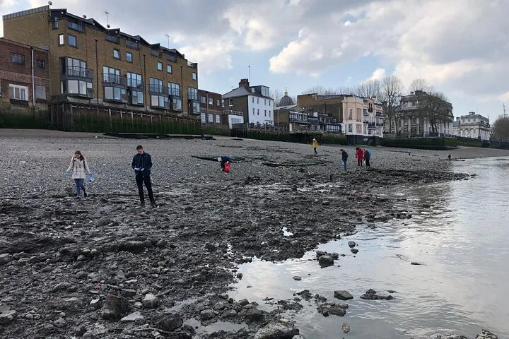 Thames Beachcombing/Mudlarking