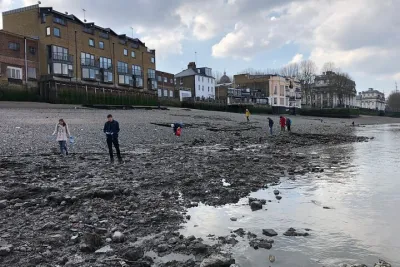 Thames Beachcombing/Mudlarking