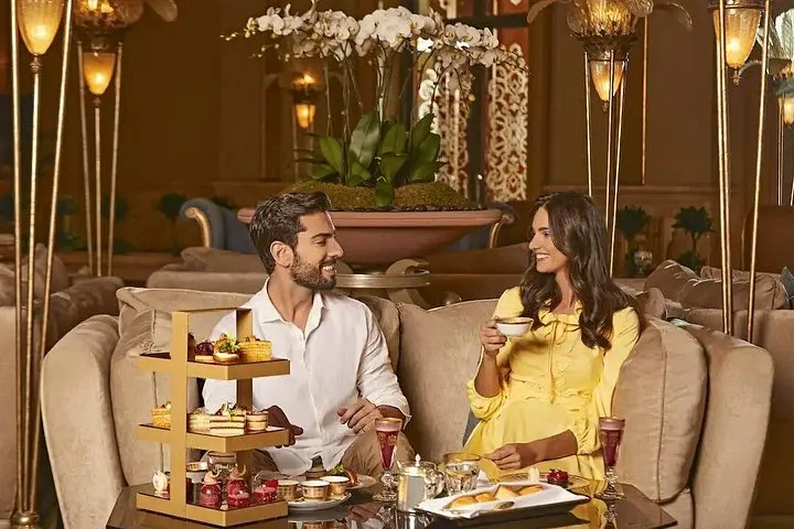 Abu Dhabi Private City Tour With Afternoon Tea At Emirates Palace From Dubai