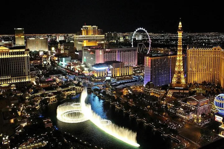 Las Vegas Strip Night Flight with Foodie Tour