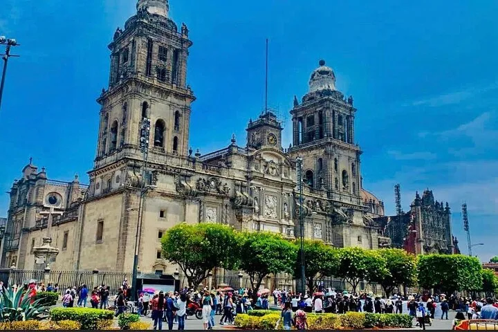 Private Day Tour of Teotihuacan & Centro Historico
