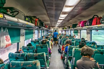 Taj Mahal, Agra Fort, Baby Taj Tour from Delhi by Superfast Train
