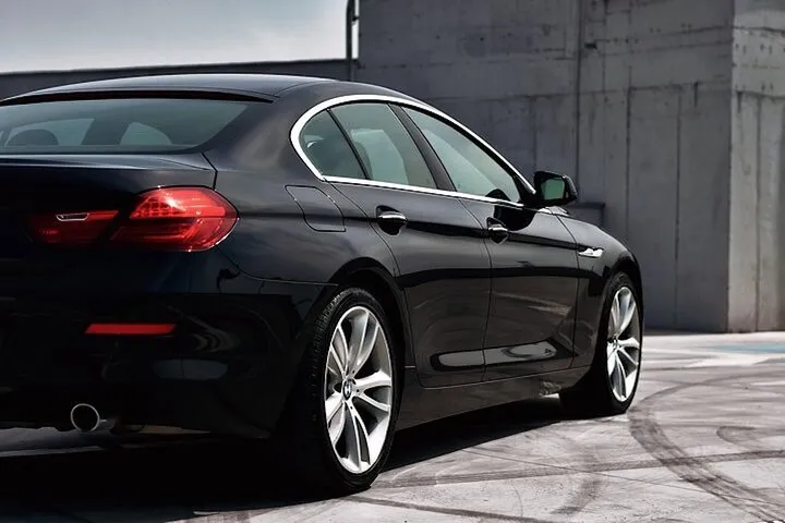 Private One-way Airport Transfer Dubai Airport DXB To Dubai