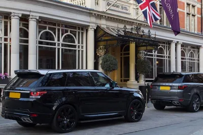 VIP Lounge & Chauffeured Luxury Range Rover to London Bicester Shopping Outlet