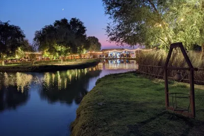 Al Marmoom Oasis Luxury Tent with Bedouin Dinner