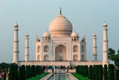 Premium day excursion to the city of romance - Agra