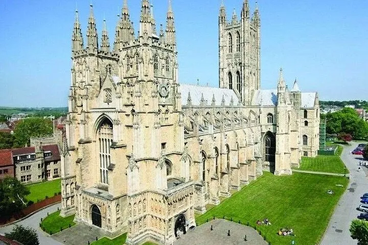 Castles and Cathedrals Oxford PhD Historian Guide - 2 Day Tour
