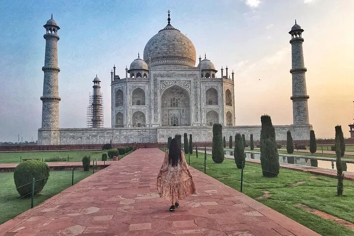 Ex-Agra: Highlights of Agra - Private Guided Tour by Car