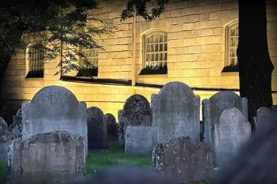 Boston’s Haunted Historic Streets Walking Tour