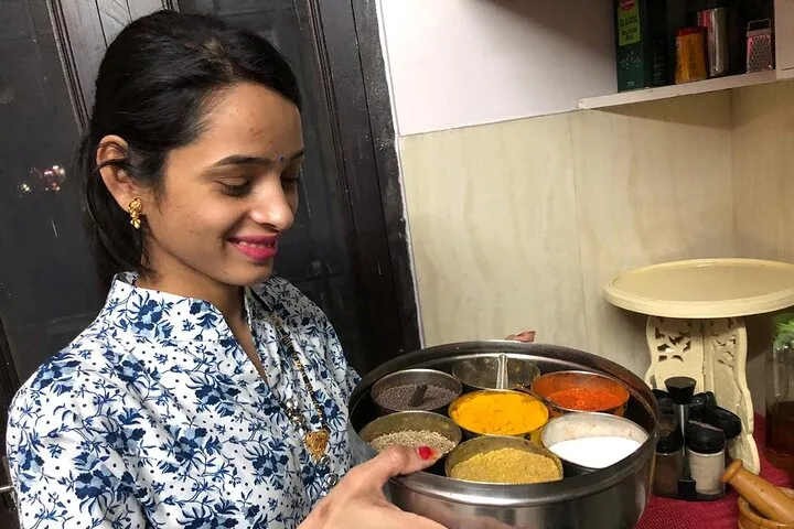 Interactive Cooking Class with a Local Family in Jaipur