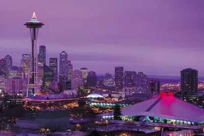 Seattle’s Yuletide Magic: A Christmas Wonderland Private Tour