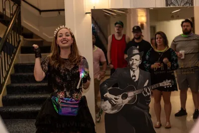 Haunted San Antonio Booze and Boos Ghost Walking Tour