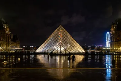 Paris Evening Walking Tour through the City of Lights