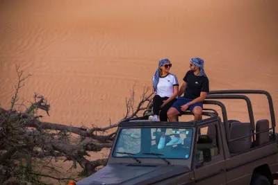Dubai Evening Heritage Safari With A Vintage G Class Mercedes
