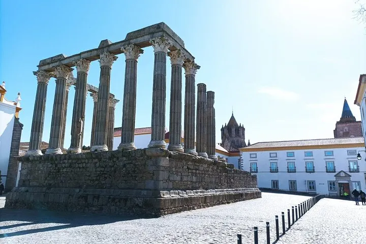 Évora, Wine Tasting and Monsaraz Village 10H - from Lisbon
