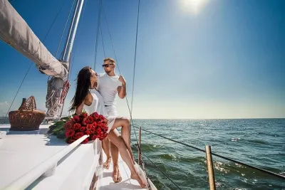 Lisbon Day Boat Tour with wine and guided tour