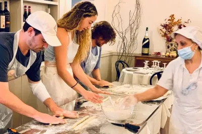 Rome Pasta & Tiramisu Making Class with Fine Wine
