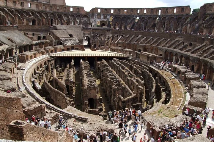 Colosseum, Palatine Hill and Roman Forum Access with Audio Guide