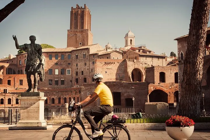 Taste of Rome with quality Cannondale E-Bike