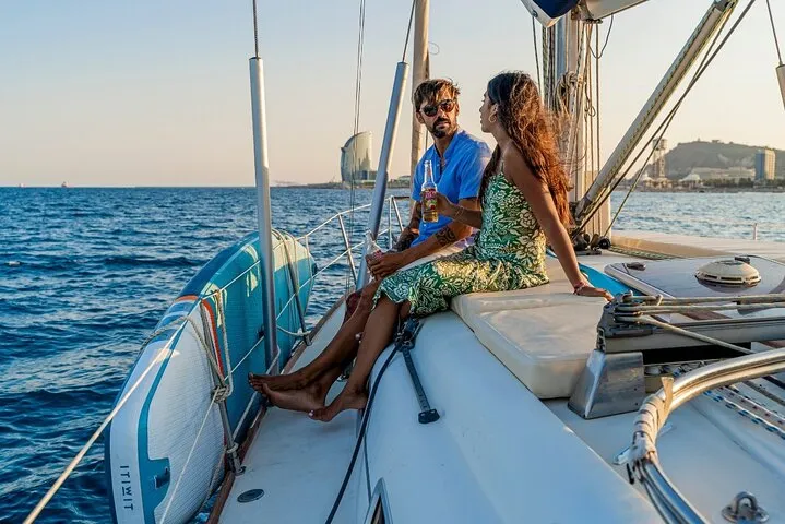 Private sailboat tour Naval Roo400